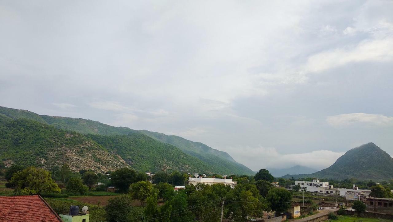 Hotel Vamdev Fort Pushkar Luaran gambar